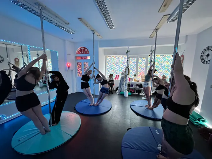 Libra Pole Studio — pole fitness-studio in Ely — 3