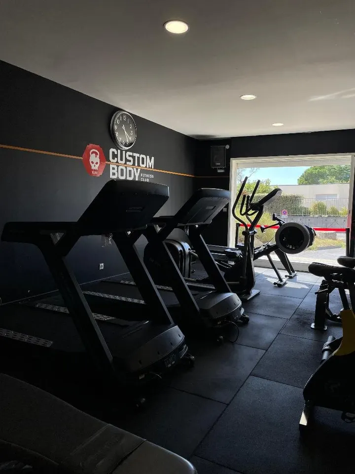 Custom Body — salle de fitness-studio à Beaucaire — 5