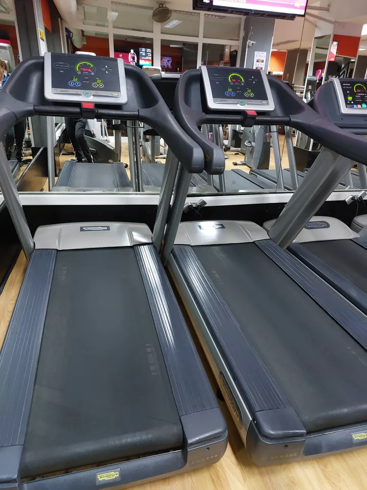 GIMNASIO ESTUDIANTES — estudio de fitness-studio en El Crucero, Burgos — 2