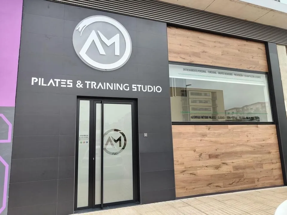 AM PILATES & TRAINING STUDIO — pilates-studio en Badajoz — 3
