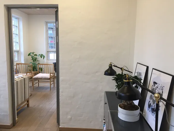 Naturbaseret psykoterapi, yoga og compassion ved Lone Maj Sand Clausen — yoga-studio i København — 4