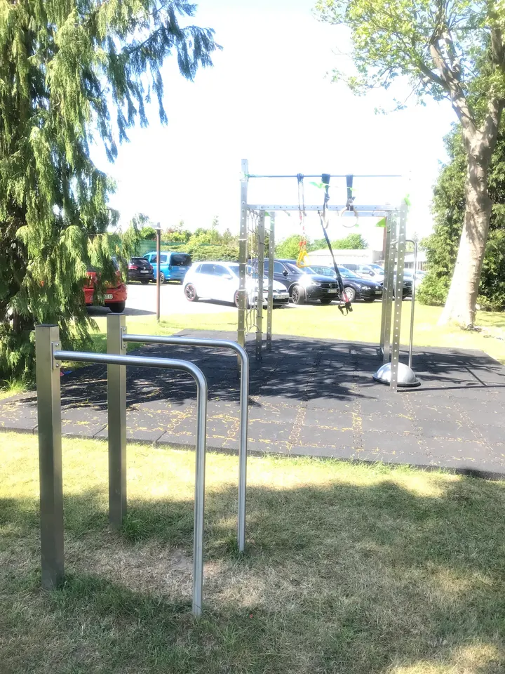 Calisthenics Hattorf - Streetworkout Anlage — Fitnessstudio in Hattorf, Wolfsburg