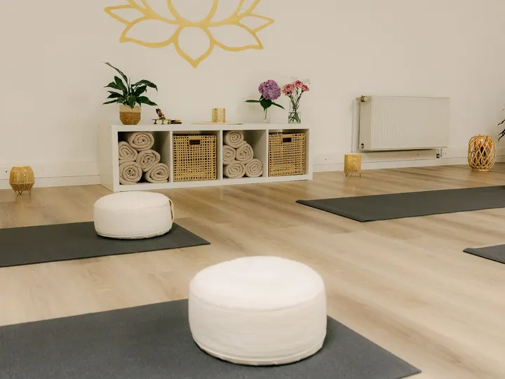 Lea Theißen — Yoga in Herford