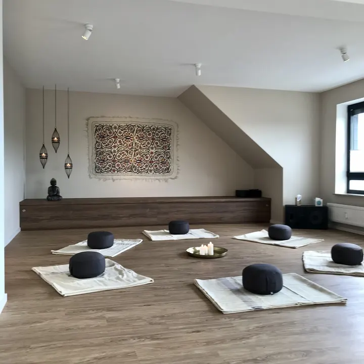 Zeit für Achtsamkeit — yoga-studio in Rösrath, Köln — 2