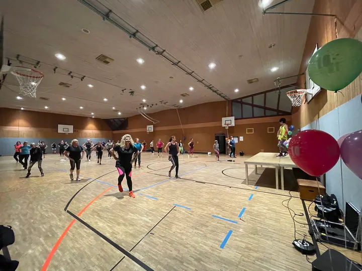 zumba-in-freiburg.de — Tanz in Sankt Georgen Süd, Freiburg im Breisgau