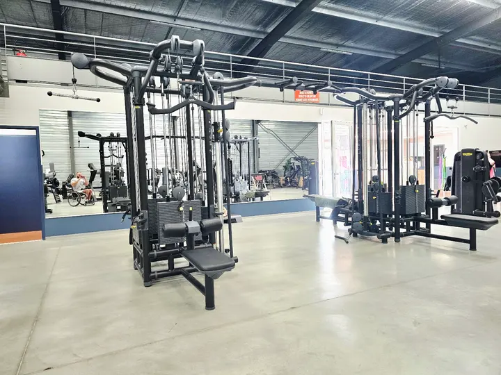 Athletica Club L'Isle-Jourdain — salle de fitness-studio à Pont Peyrin, L'Isle-Jourdain — 2
