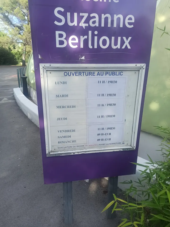 Piscine Suzanne Berlioux — studio à Aiguerelles, Montpellier — 2