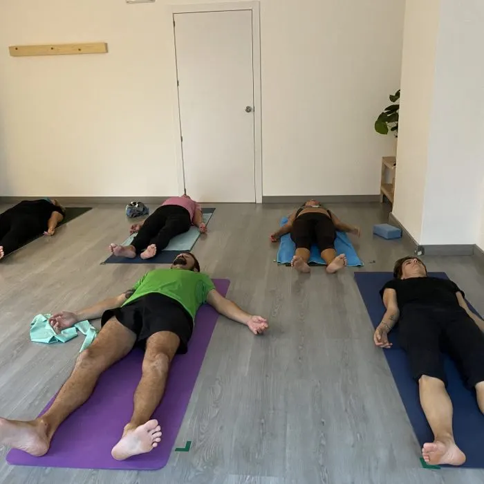 Feel Yoga Studio — Yoga en Castelló de la Plana