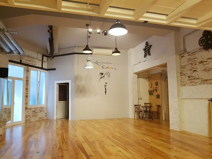 Escuela de danza Leire Hathor — baile-studio en Gros, San Sebastián — 3