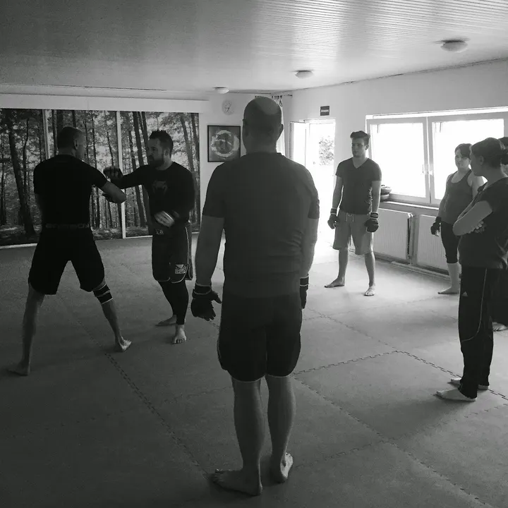 Kampfsportschule Langenfeld Selbstverteidigung — bjj-studio in Düsseldorf — 5