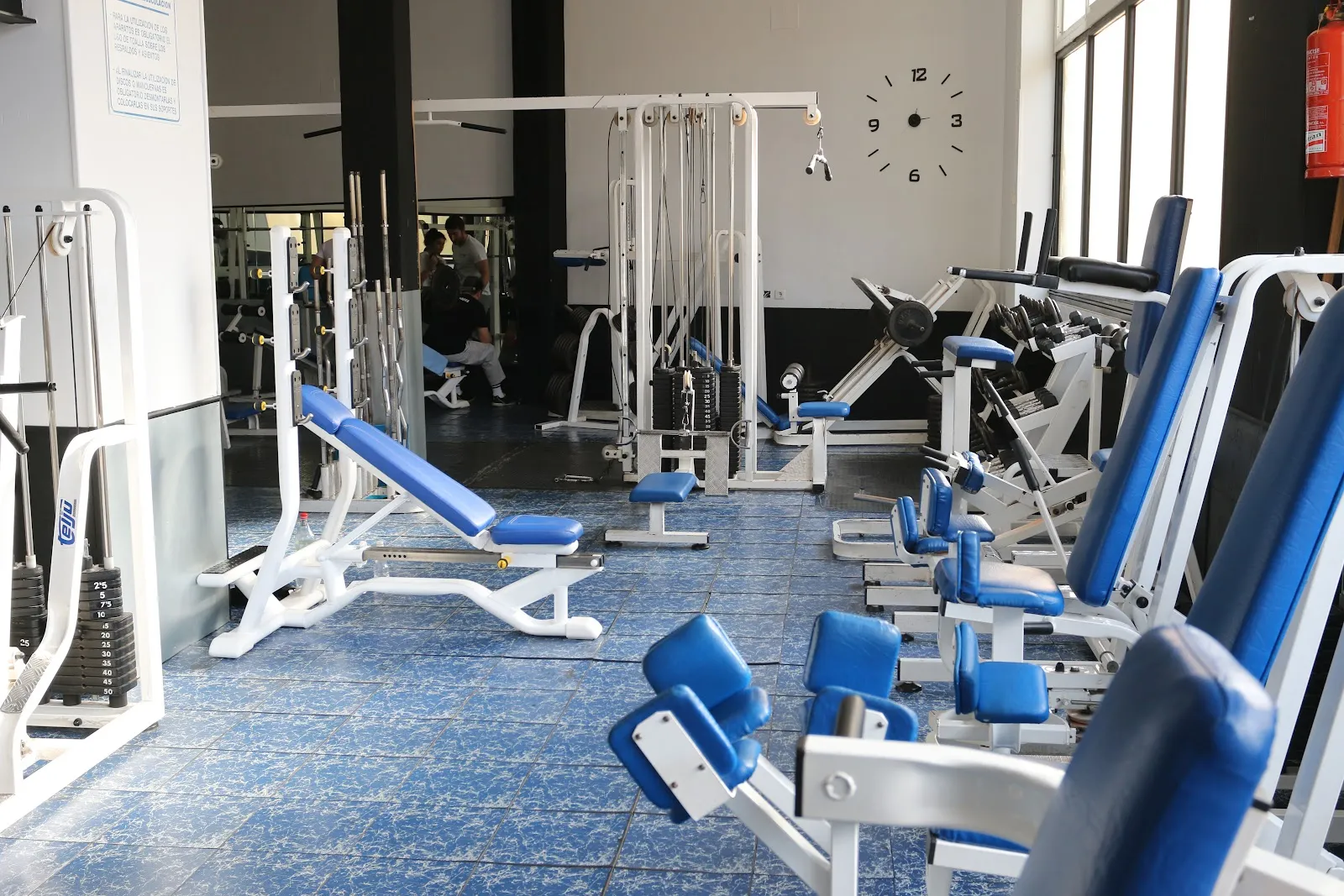 Gimnasio Mocara Fitness — estudio de fitness-studio en Cáceres — 2
