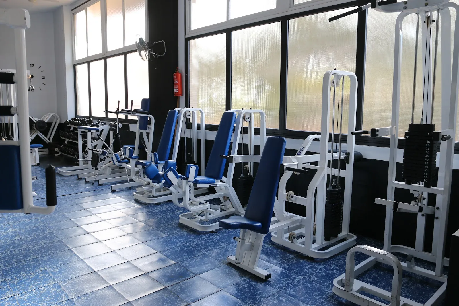 Gimnasio Mocara Fitness — estudio de fitness-studio en Cáceres — 3