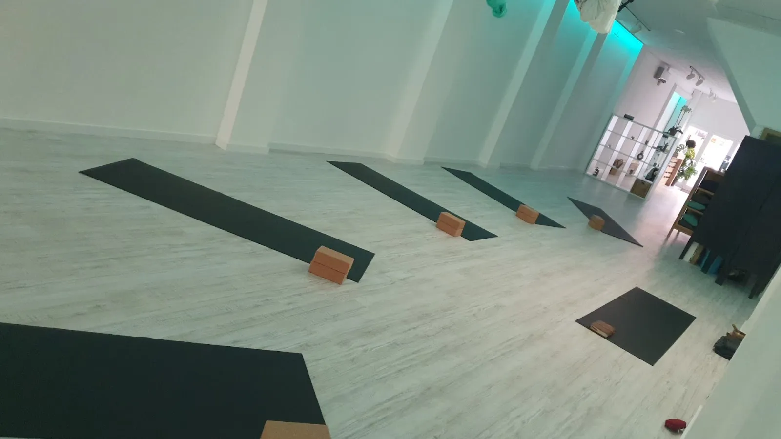 Karana Yoga Studio — yoga-studio en La Platja de Calafell — 4