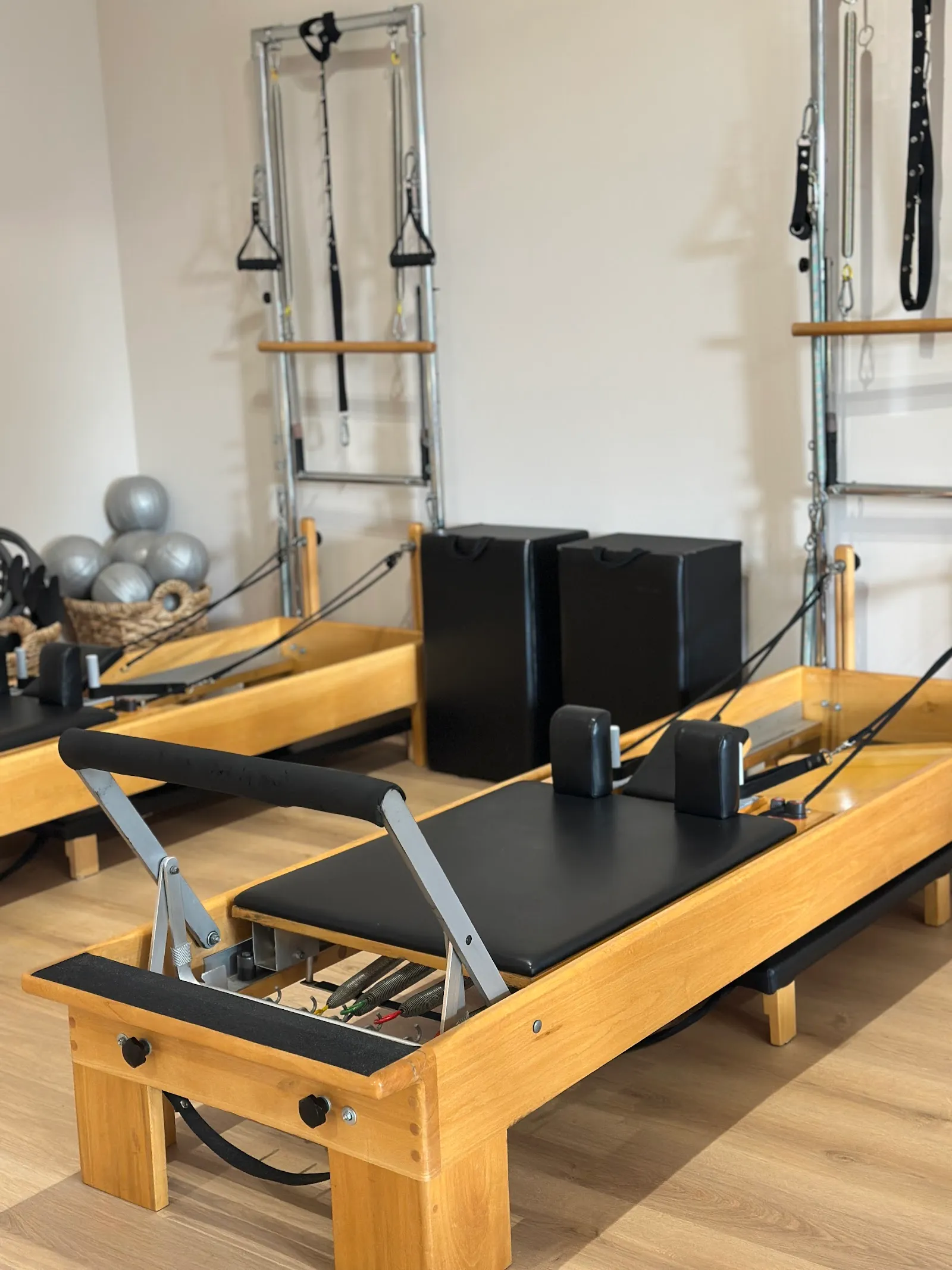 CALMA IOGA - Yoga, Pilates Reformer, Masaje Thailandés — yoga-studio en Palafrugell — 2