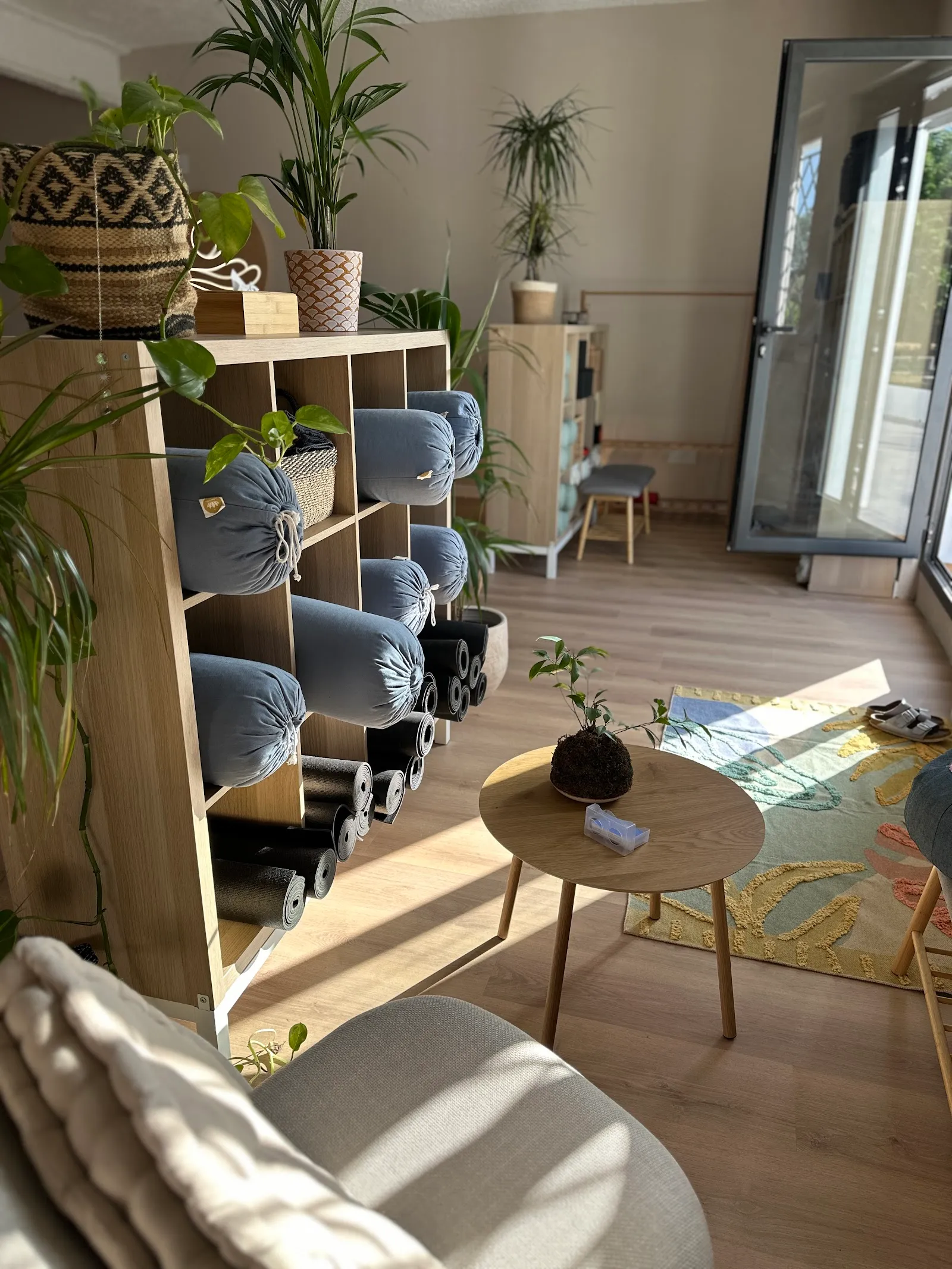CALMA IOGA - Yoga, Pilates Reformer, Masaje Thailandés — yoga-studio en Palafrugell — 3