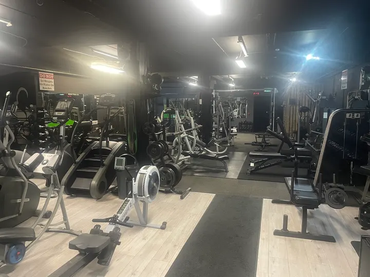 Paulies Gym — fitness studio in Newcastle — 4