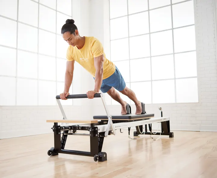 StreckDich - Pilates Trainingscenter & More — Pilates in Maxvorstadt, München