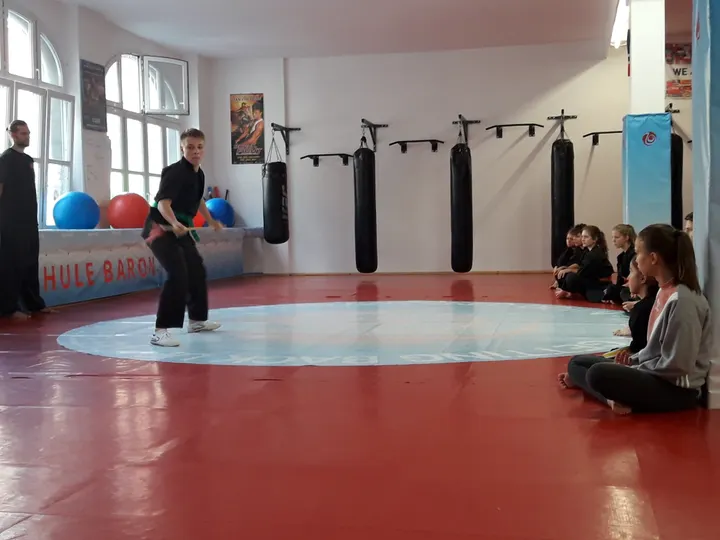 Kungfuschule Baron Sportschulen — kampfsport-studio in Wuppertal — 4