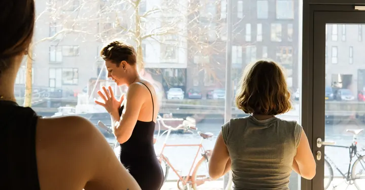 healthcareYOGA — yoga-studio i Vesterbro, København SV