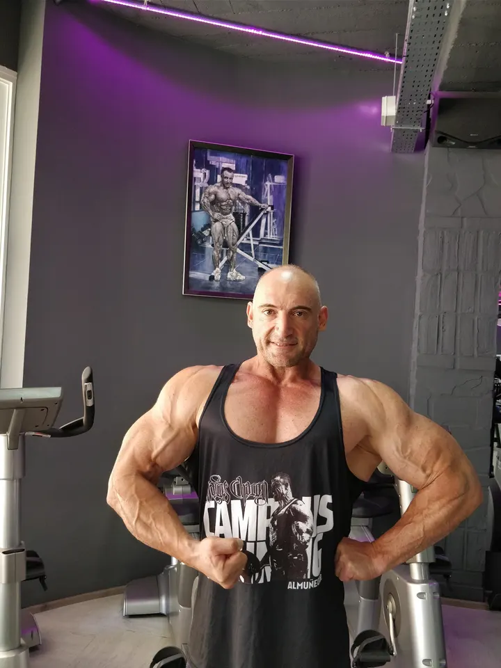 Gimnasio Nuevo Estilo — Estudio de fitness en Arroyo de la Miel, Benalmádena