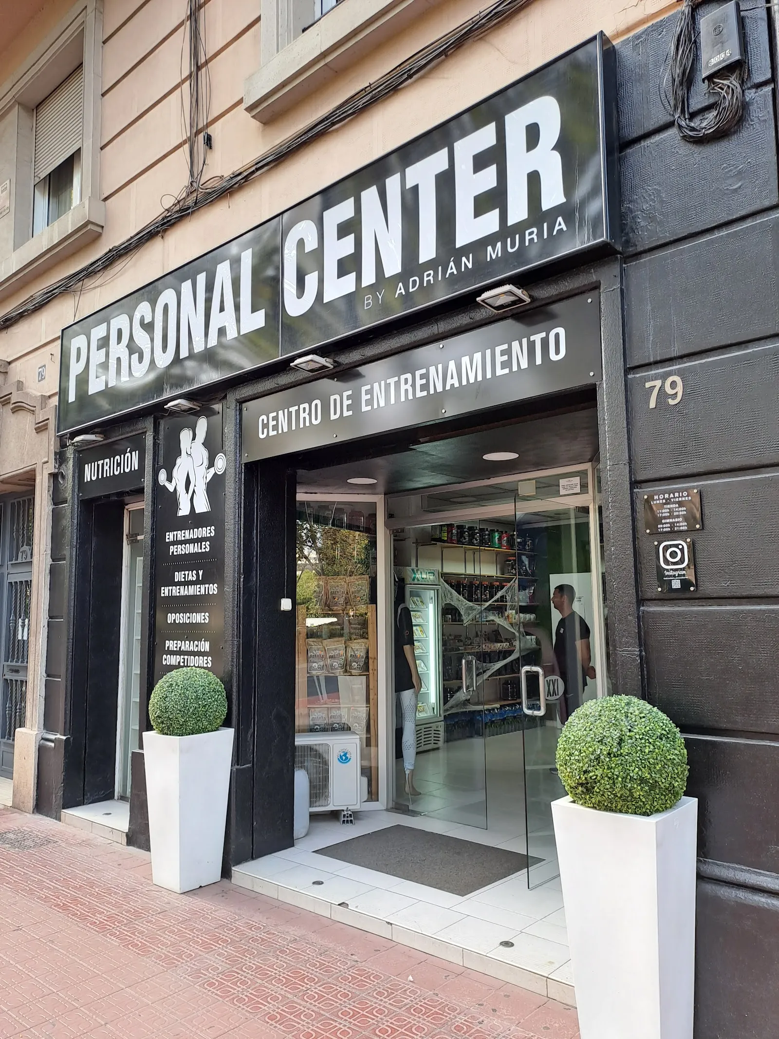 Personal Center by Adrián Muria — entrenamiento personal-studio en la Petxina, Valencia — 3