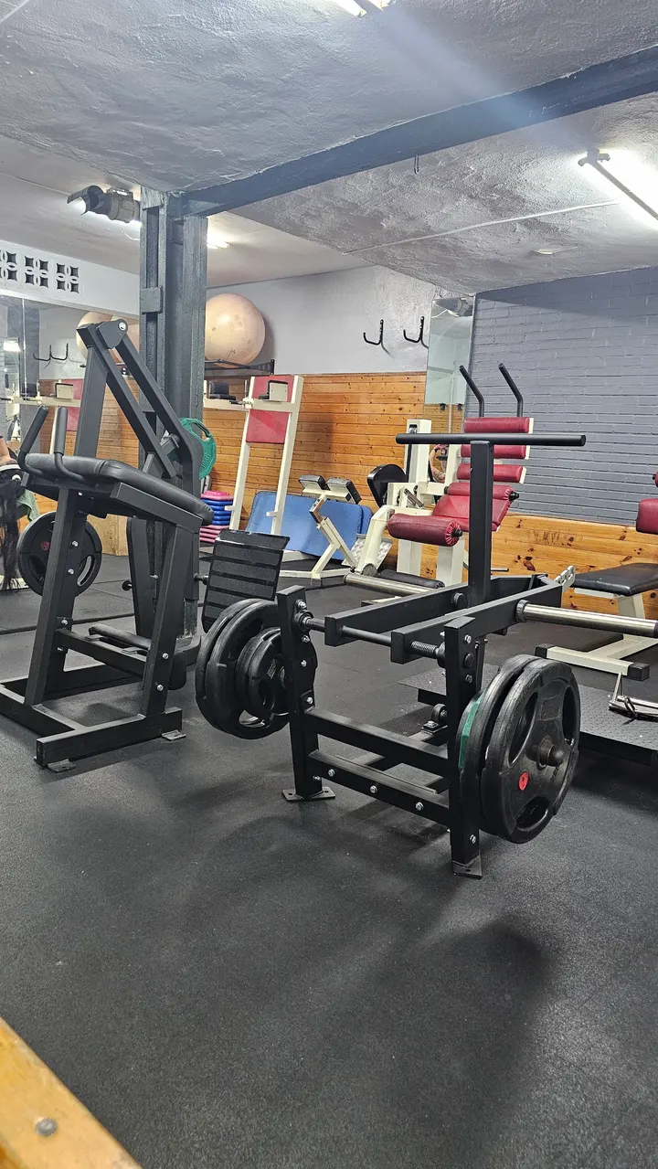Gimnasio Atlantic Huelva — fuerza-studio en Huelva — 2