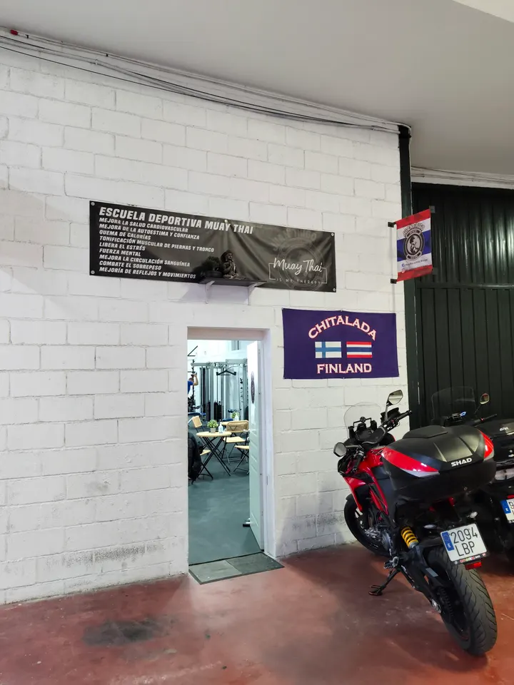 Muay thai school malaga — artes marciales-studio en Las Flores, Málaga — 3