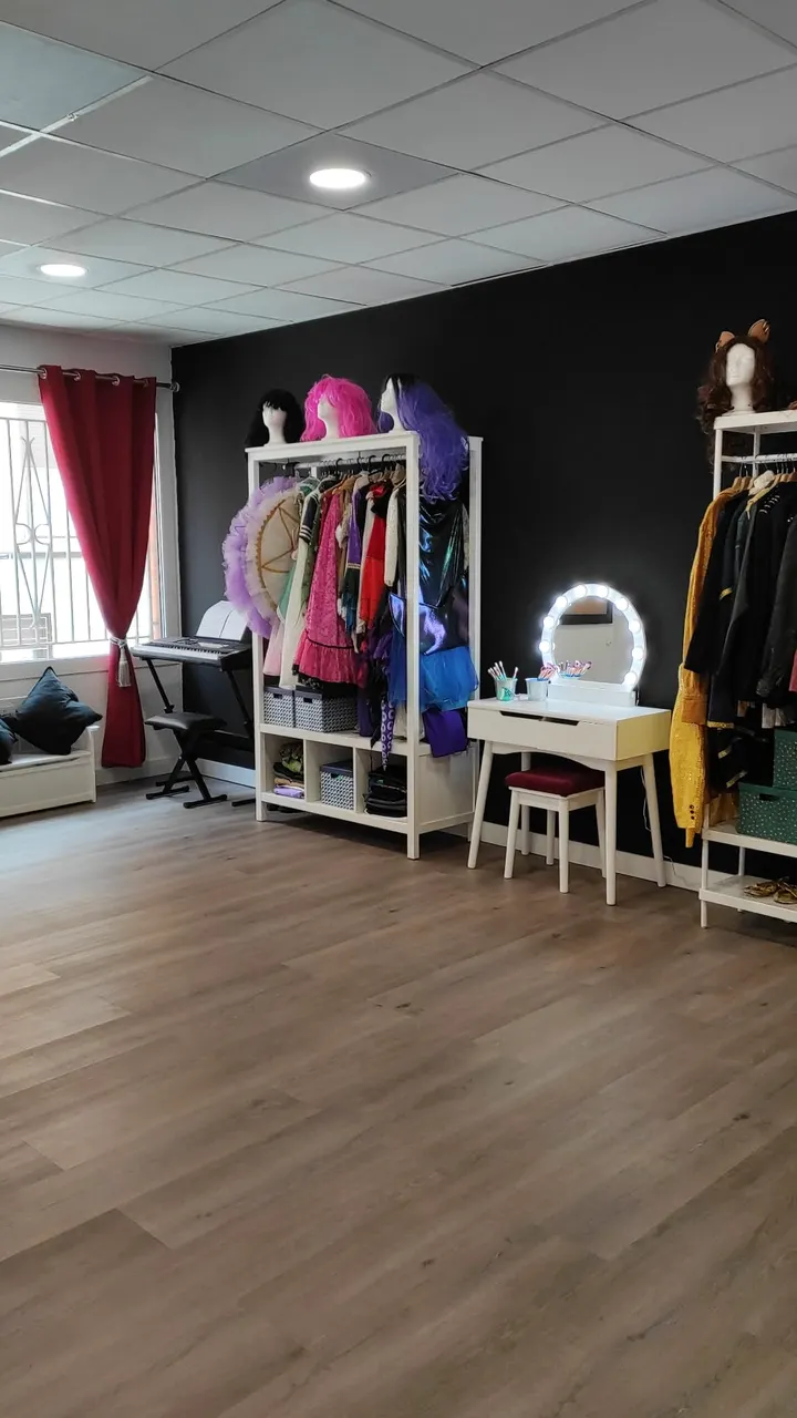 Flawless Dance School — Baile en Ca n'Aurell, Terrassa