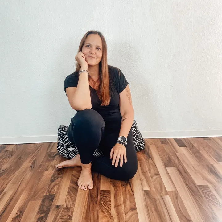 Yogastudio Pulheim - Bhramari Yoga — Yoga in Köln