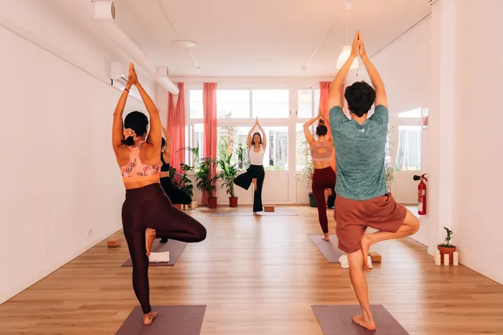 Déborah Brime. Yoga Meditación Y Creatividad. — yoga-studio en Barcelona — 4