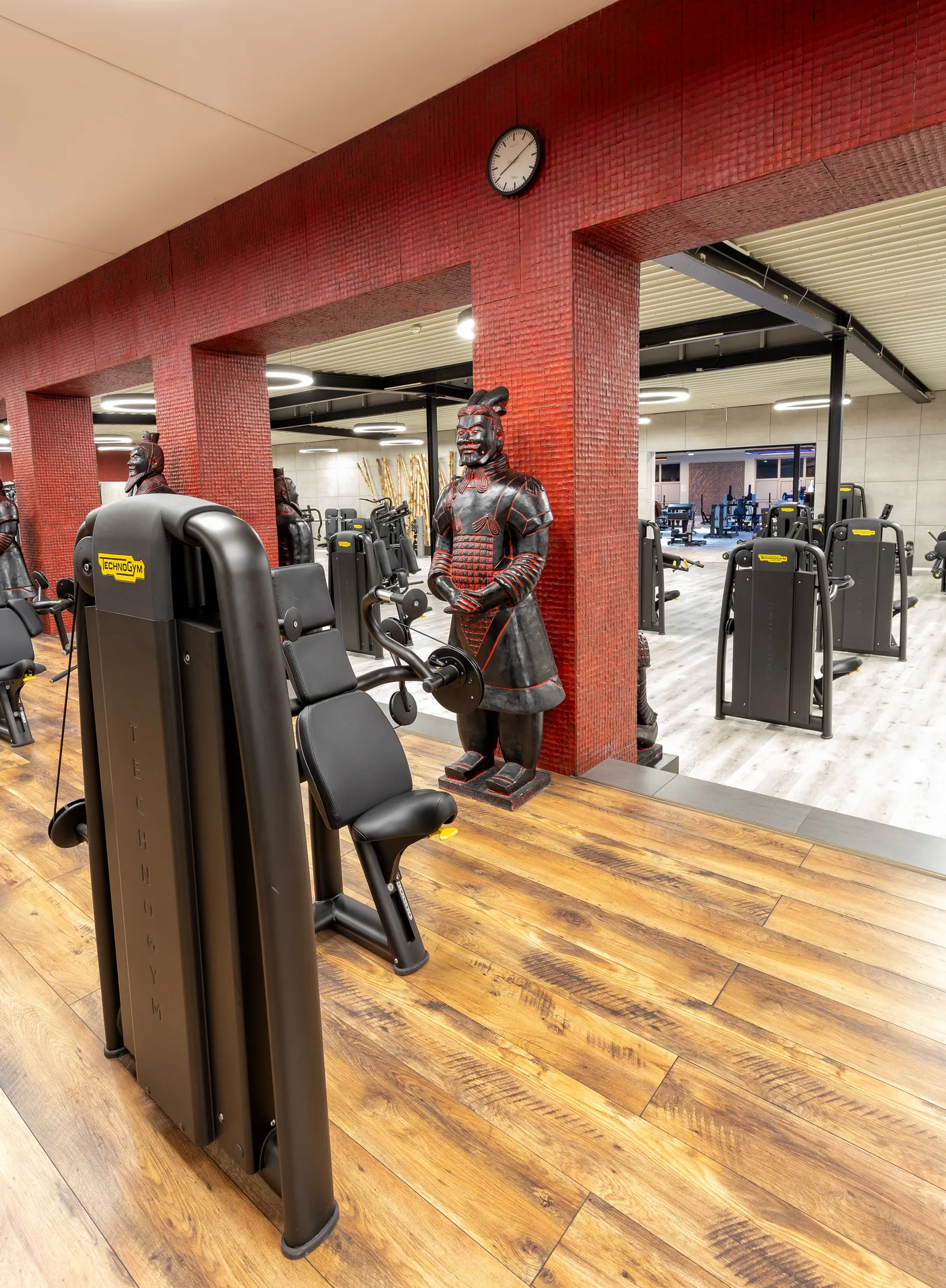 High Class Fitness Warstein — träningsstudio i Dortmund — 3