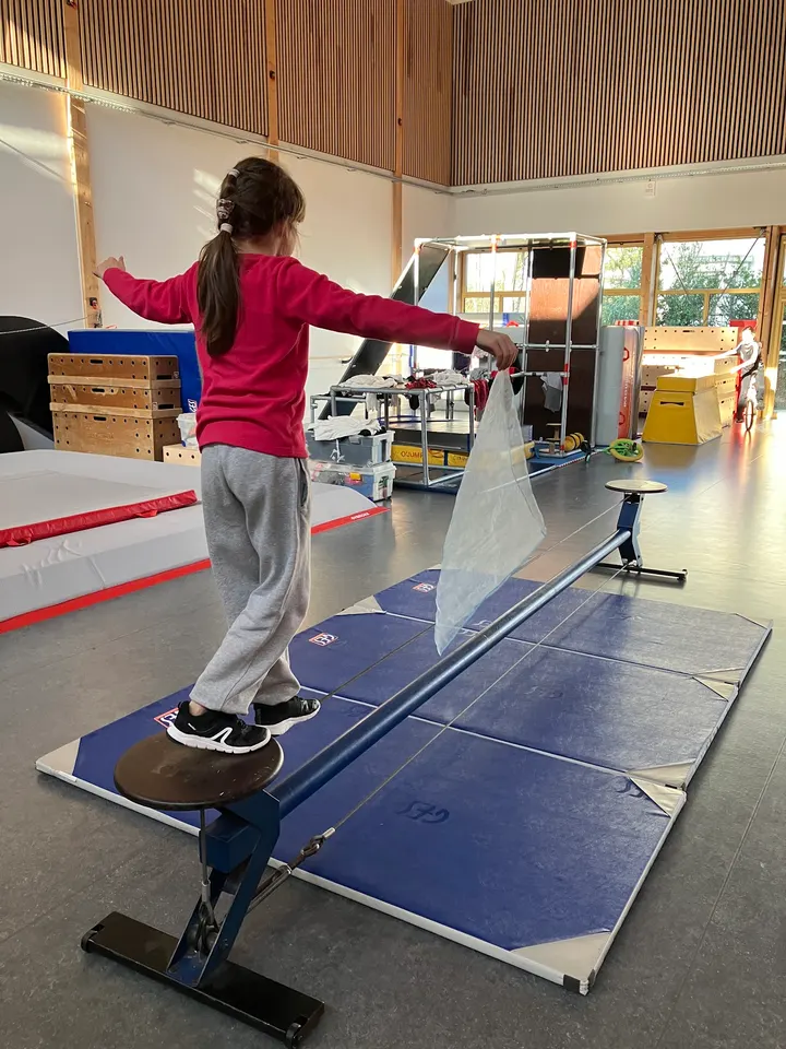 ETAC Ecole de Cirque — arts aériens-studio aux Vennes, Bourg-en-Bresse — 2