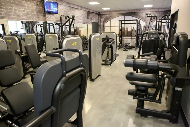 Suresnes Fitness — salle de fitness-studio à Paris — 4