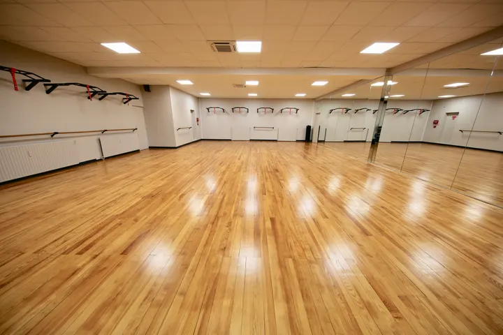 Suresnes Fitness — Salle de fitness à Suresnes