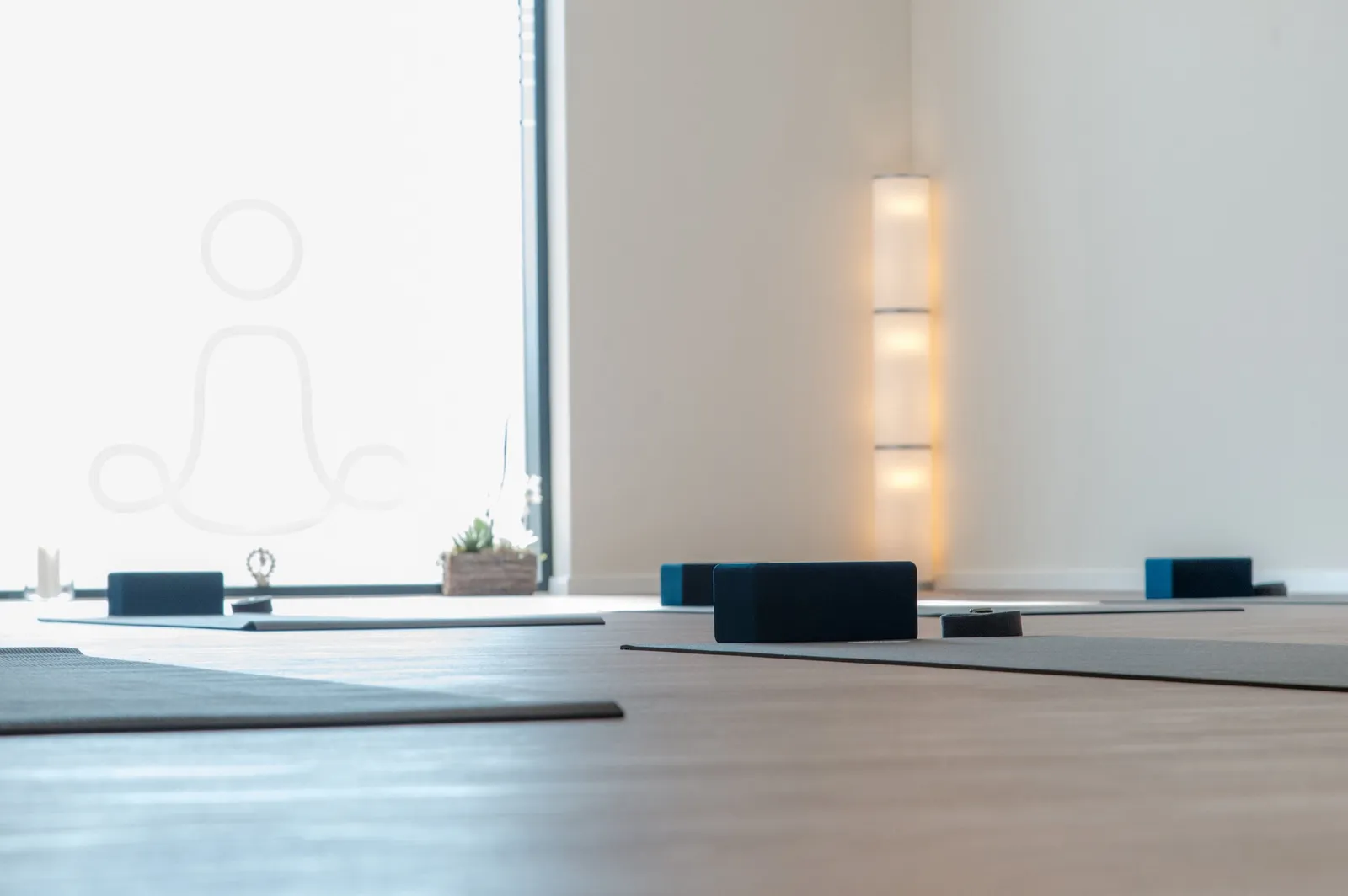 Die Yogaschule Flensburg - Hochfelder Landstraße — yoga-studio i Flensburg — 3
