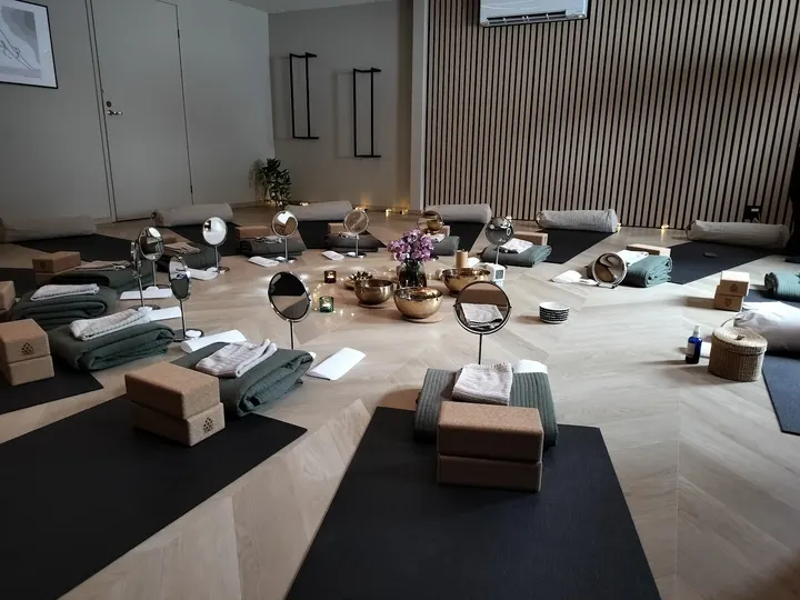 Joogahenkäys — jooga-studio – Tehdas, Hyvinkää — 2
