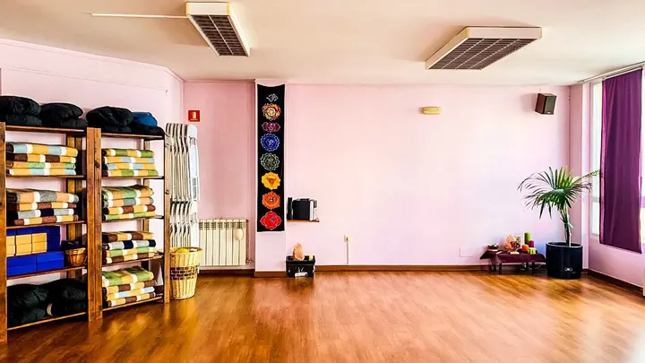Surya Centro — yoga-studio en Otero, Ponferrada — 2