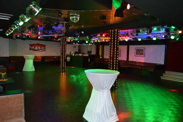 Tanzschule Wieber — tanz-studio in Gemarkung Remscheid, Remscheid — 2