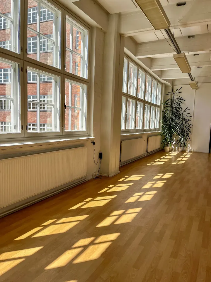 Studio Pausa Oy — tanssi-studio – Sörnäinen, Helsinki — 2