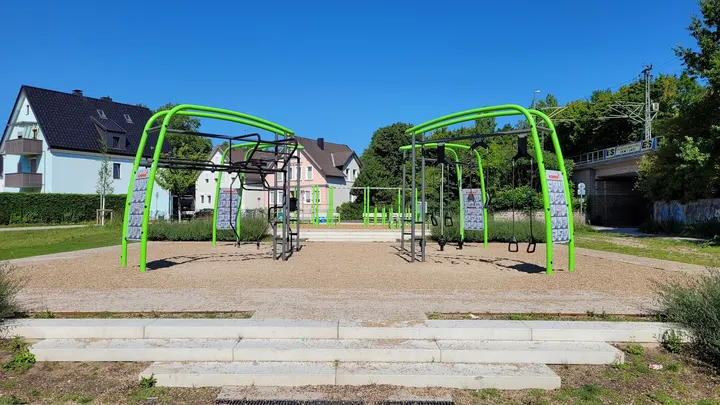 Calisthenics Park am Ostbahnhof — calisthenics-studio in Bielefeld — 3