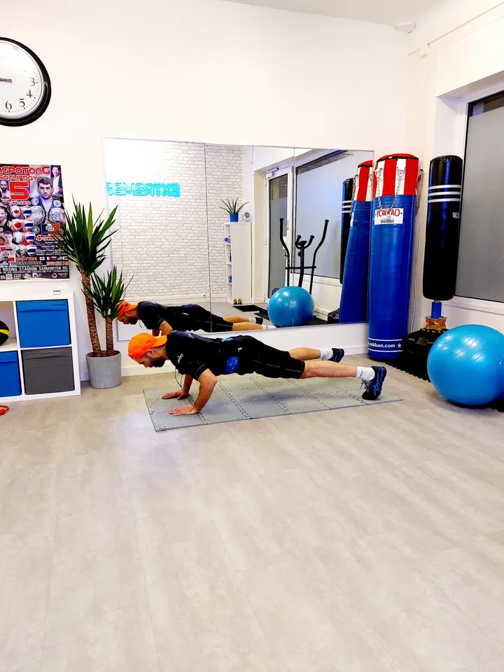 EXTREME FITNESS ELECTROSTIMULATION 94 — Salle de fitness à Paul Froment - Huit Mai 1945, Vitry-sur-Seine