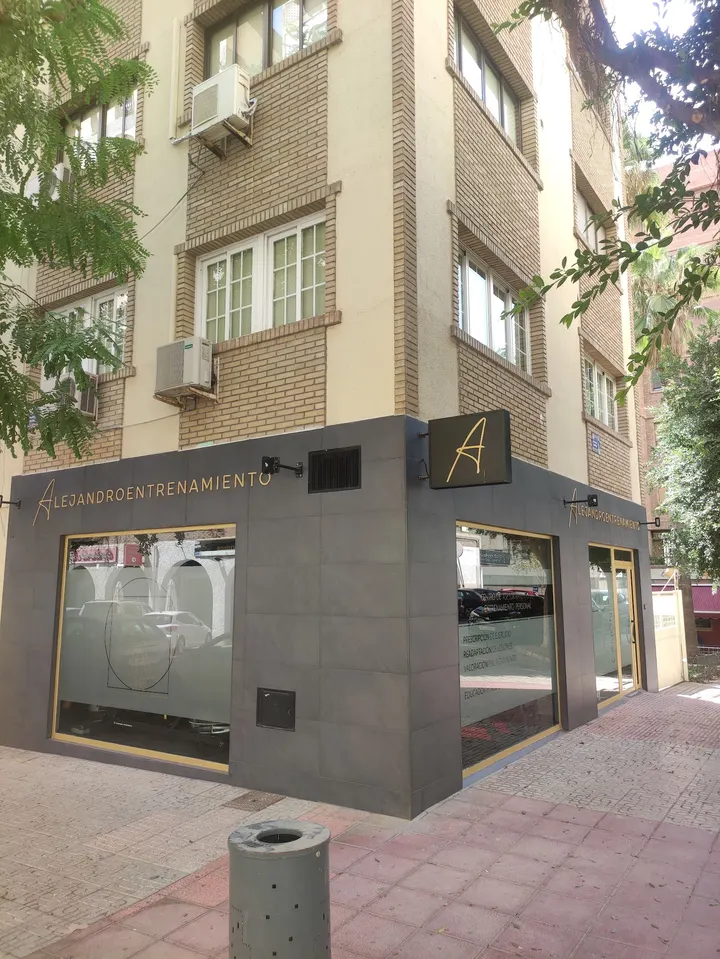 Alejandro Entrenamiento — Estudio de fitness en Oliveros, Almería