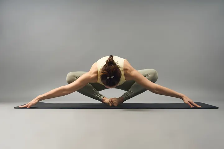 Escuela De Yoga Monsalud Zaragoza — yoga-studio en Delicias, Zaragoza — 2