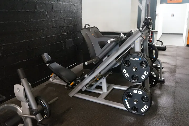 SquareGym - Saint-Médard-en-Jalles — salle de fitness-studio à Bordeaux — 3