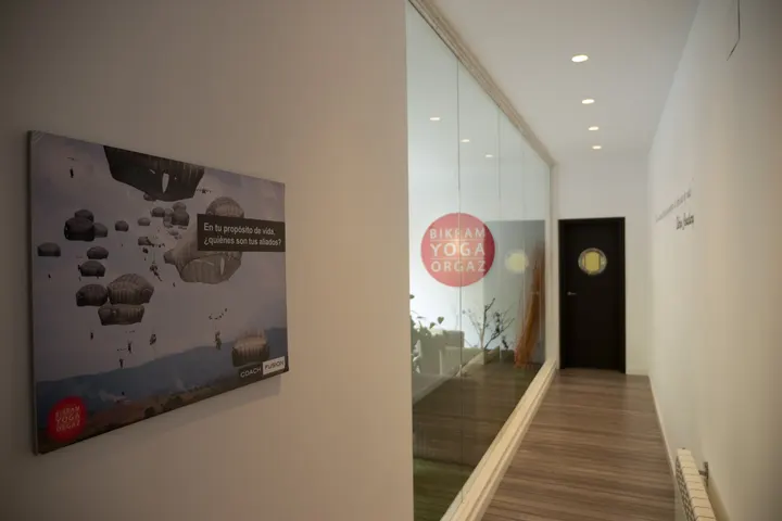 Bikram Yoga Orgaz — yoga-studio en Hortaleza, Madrid — 2