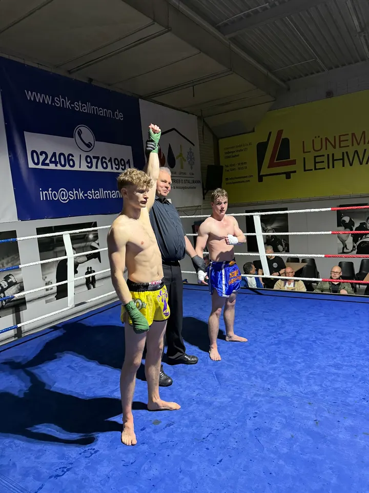 Contact Sports — boxen-studio in Wiemelhausen, Bochum — 2