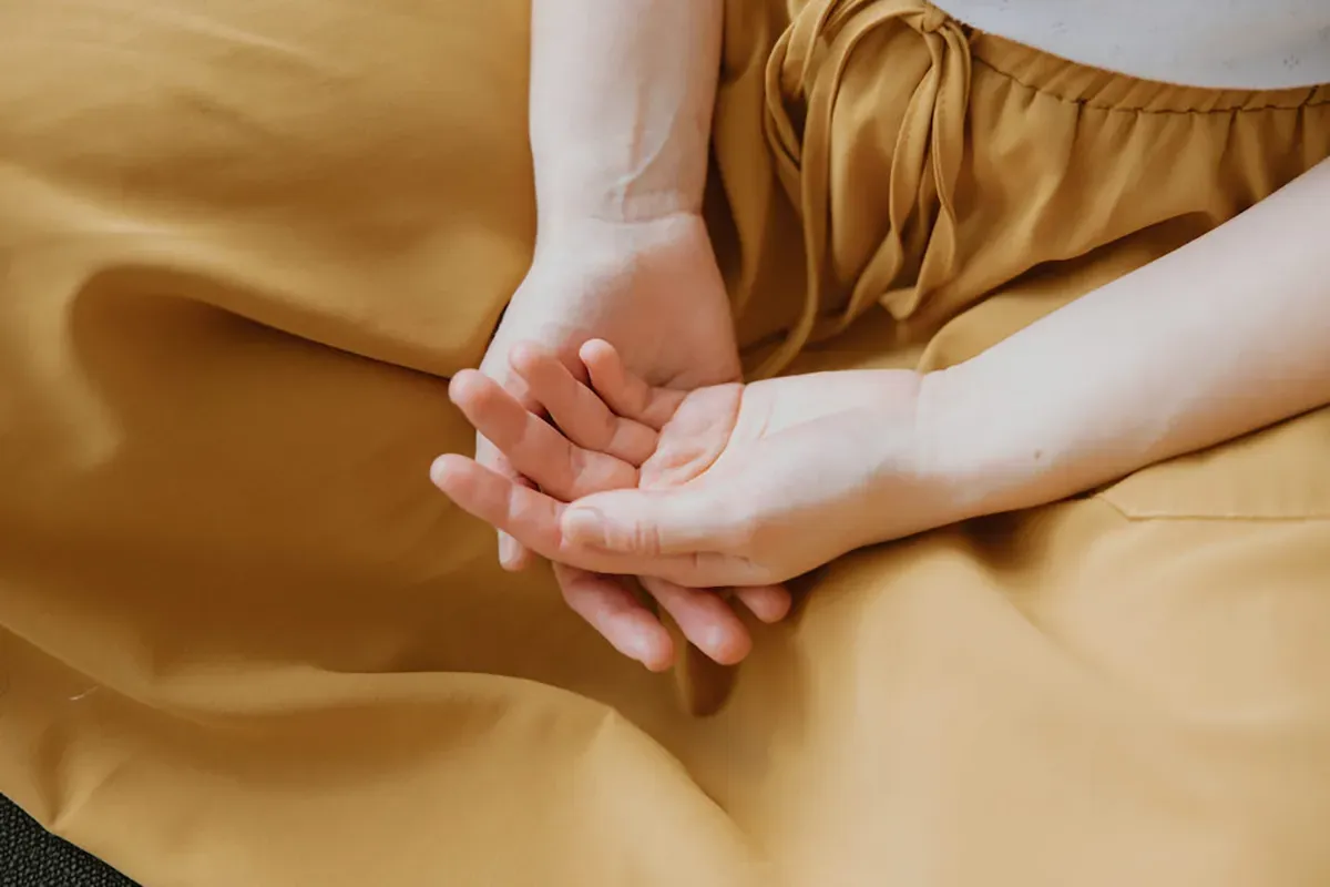 Solveig Wiedenhofer - Hypnobirthing, Tanz für Schwangere — meditation-studio in Köln — 2