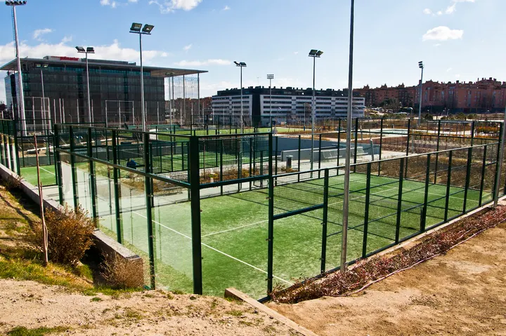 Club padel Teypasport — Artes marciales en Hortaleza, Madrid