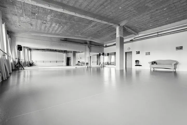 Scheinwerfer Dance Center — tanz-studio in Hamburg — 4