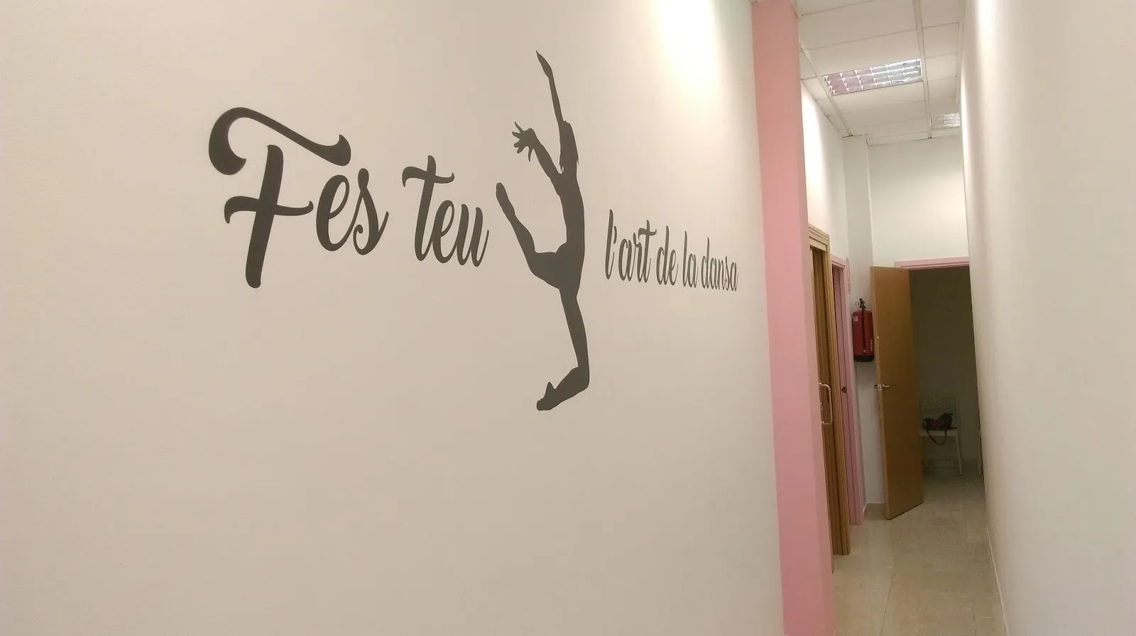 LE STUDIO - ESCOLA DE DANSA — baile-studio en Cunit — 3